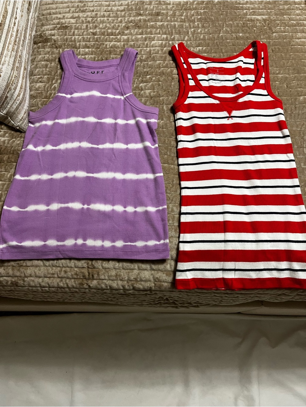 Loft Gap sleeveless tank top  t shirts Size XS/S